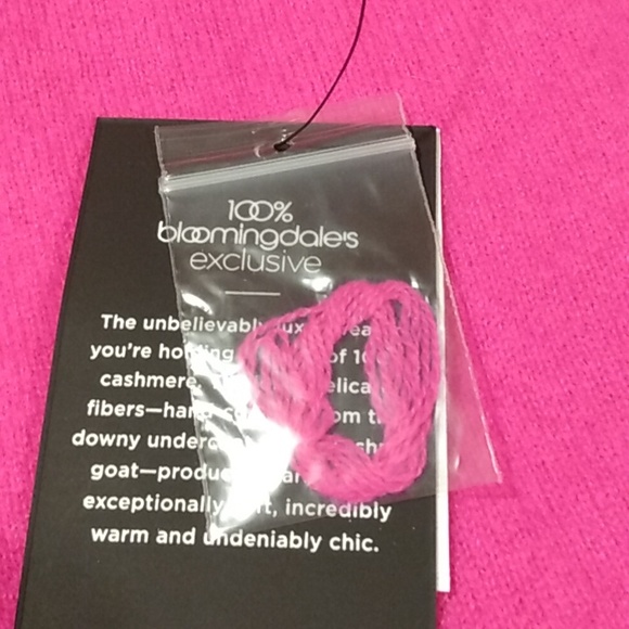Cashmere sweater by Bloomingdales - Picture 5 of 13
